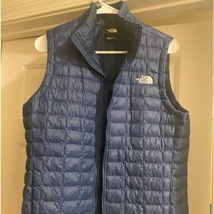 North face women’s vest
